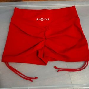 EVOLVE FASHION scrunch bum shorts